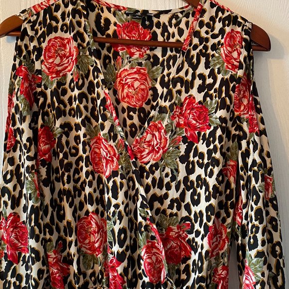 G by Guess Cheetah & Rose Print Romper - Picture 3 of 7